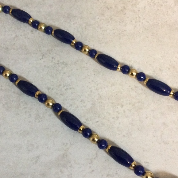 12” navy and gold bead necklace - Picture 4 of 6